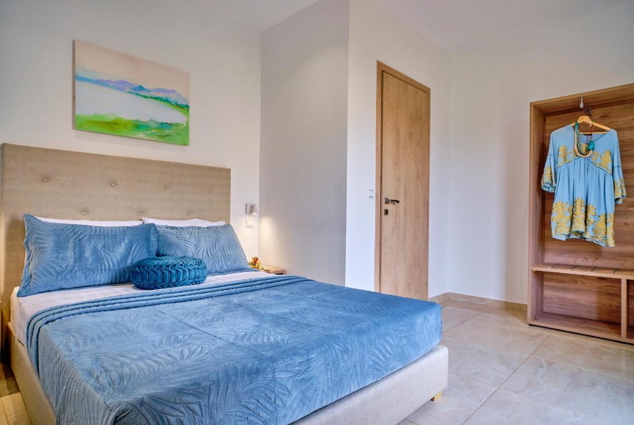 Sunflower Suites Gouvia Corfu ภายนอก รูปภาพ
