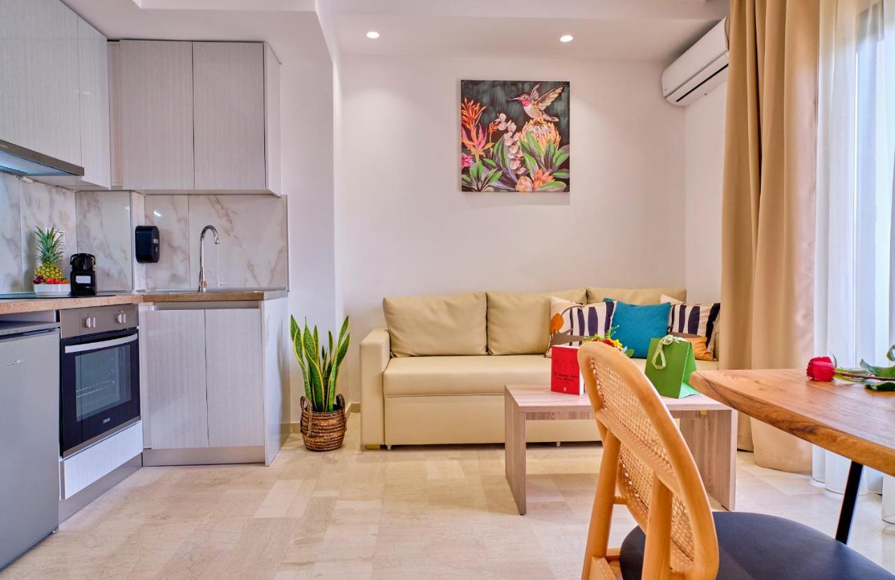Sunflower Suites Gouvia Corfu ภายนอก รูปภาพ