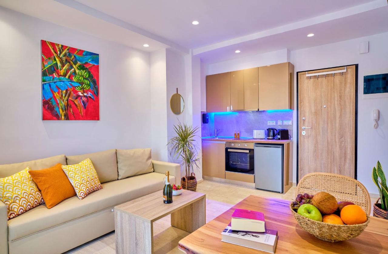 Sunflower Suites Gouvia Corfu ภายนอก รูปภาพ