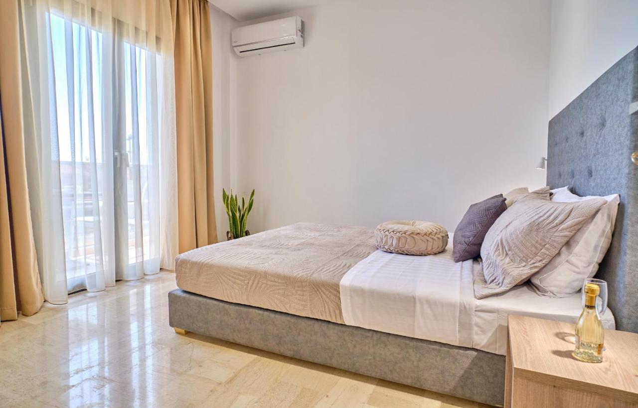 Sunflower Suites Gouvia Corfu ภายนอก รูปภาพ