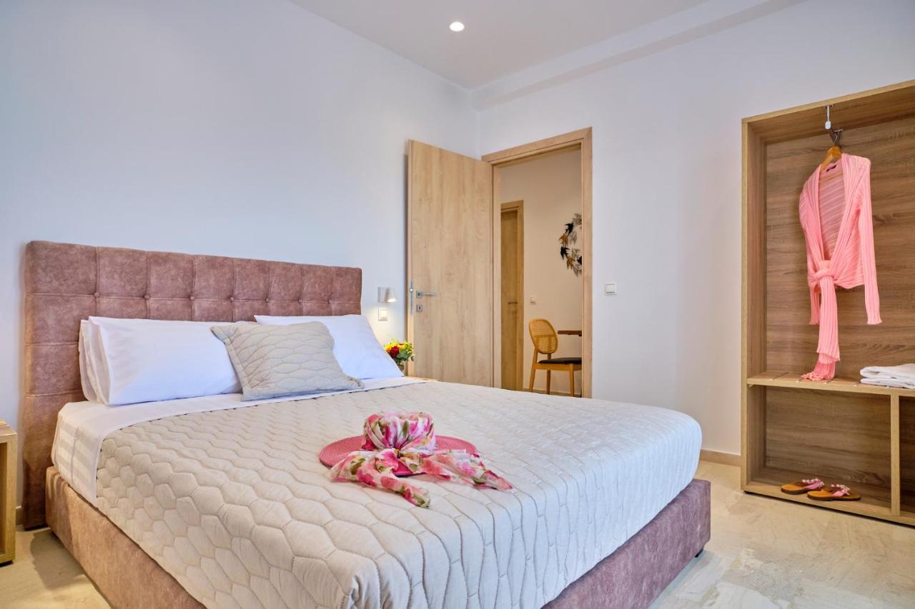Sunflower Suites Gouvia Corfu ภายนอก รูปภาพ