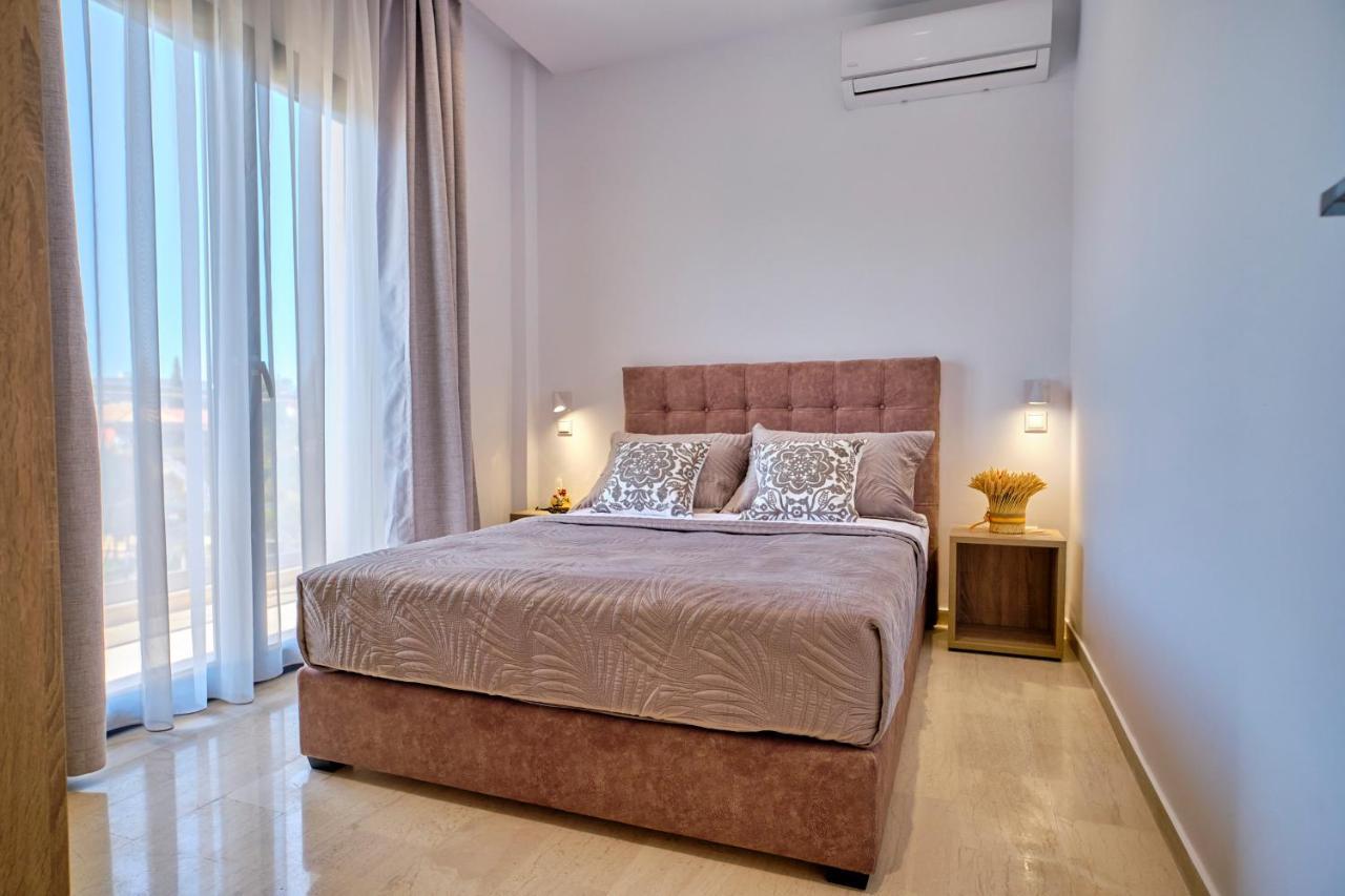 Sunflower Suites Gouvia Corfu ภายนอก รูปภาพ